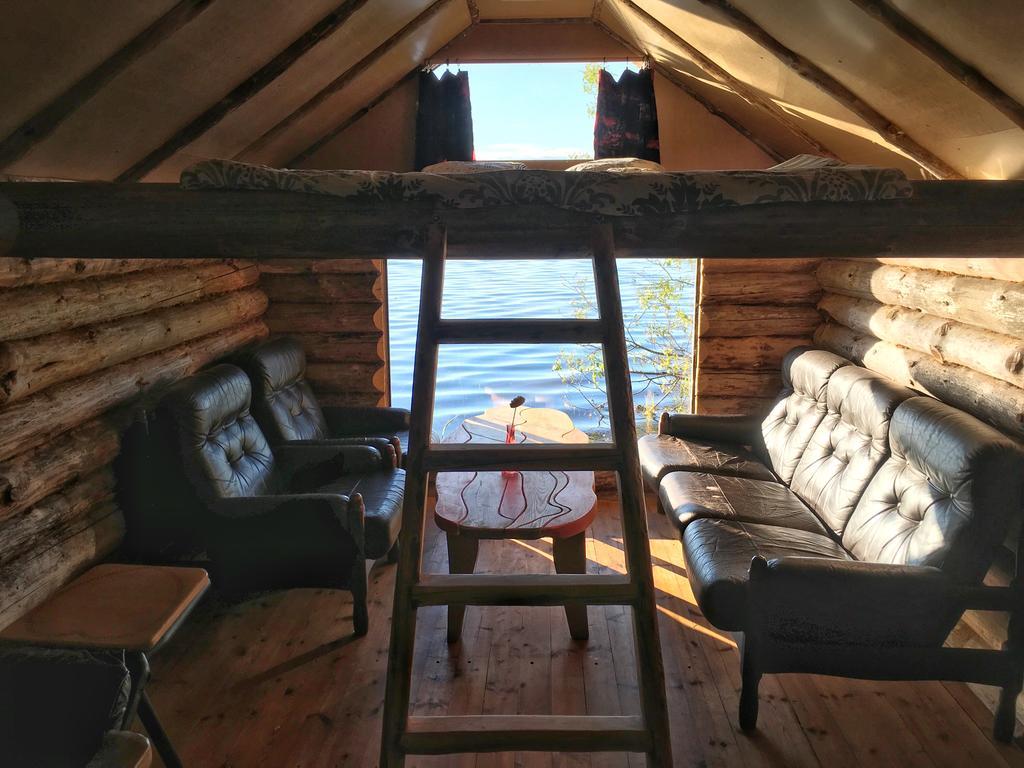 Hiie Talu Pension Kahala Buitenkant foto