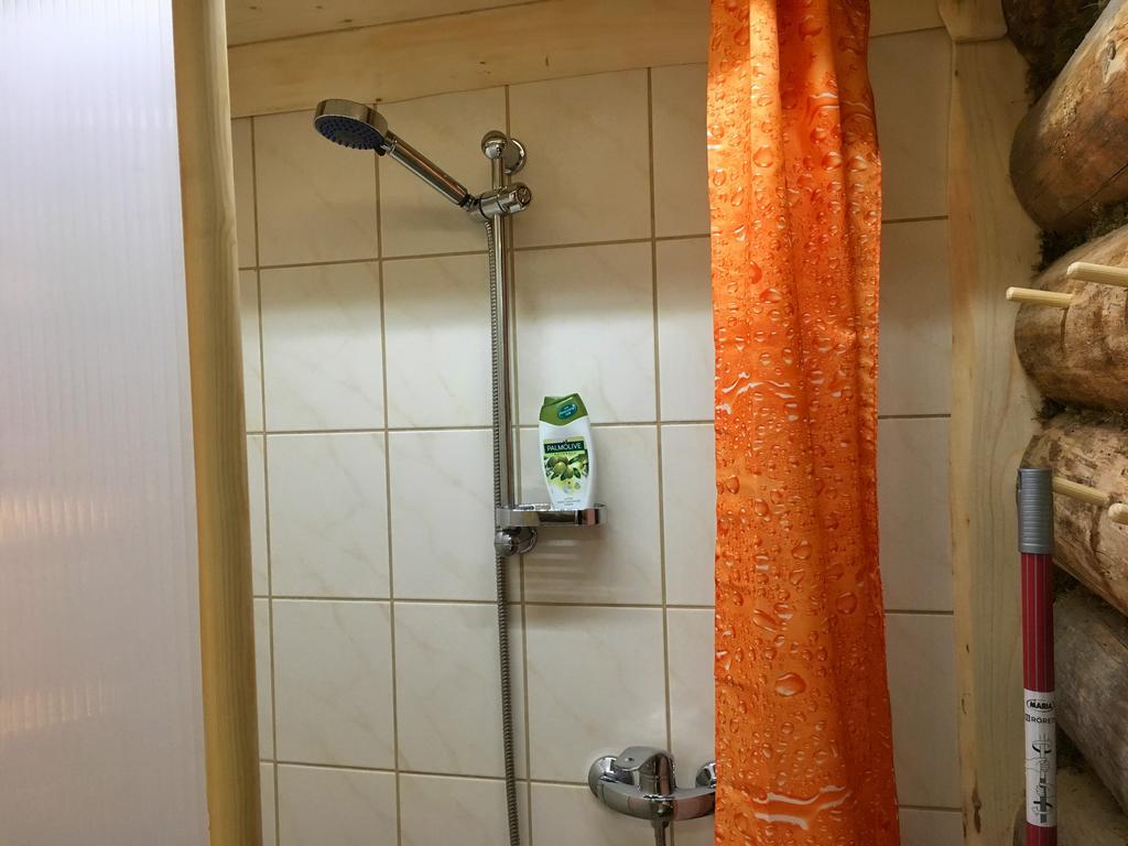 Hiie Talu Pension Kahala Buitenkant foto