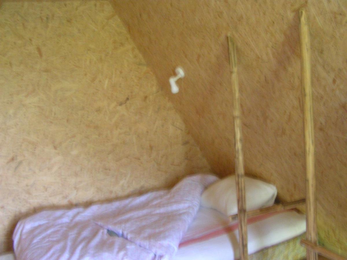 Hiie Talu Pension Kahala Kamer foto